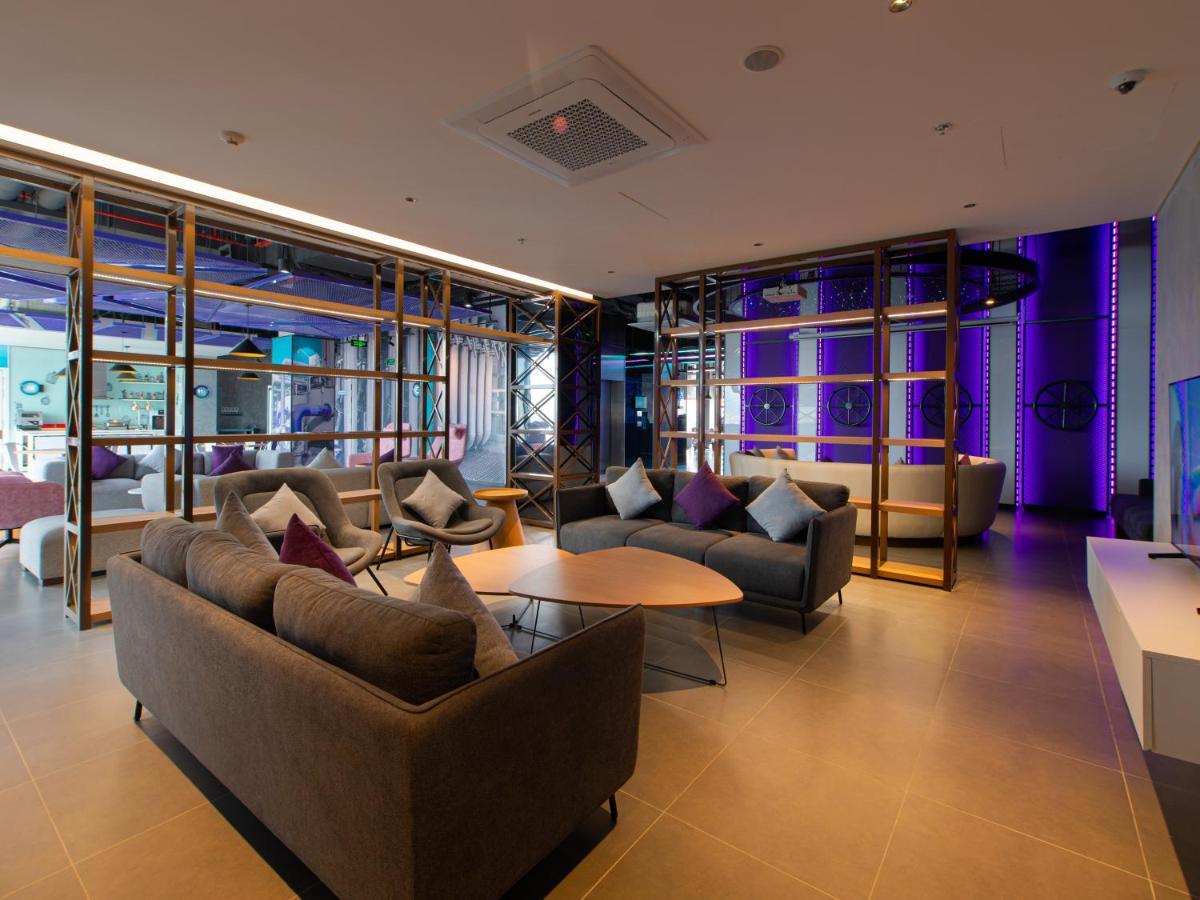 Tru By Hilton Hoa Binh City Centre Hòa Bình Exteriör bild